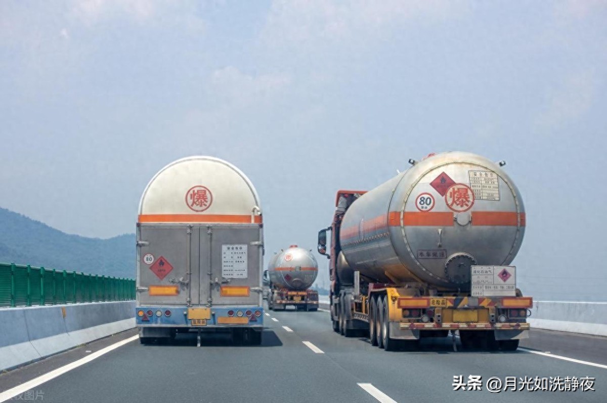 ?；奋嚱袇^(qū)域_?；愤\輸車限行通知_限行