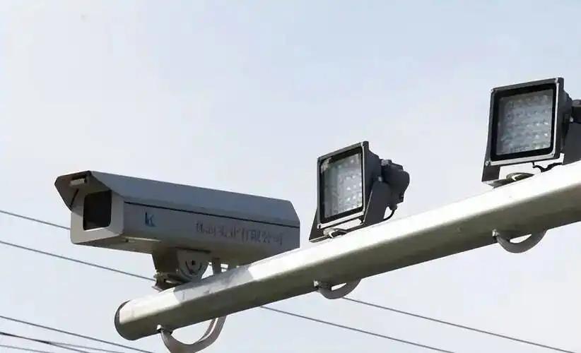 智能導(dǎo)航系統(tǒng)實(shí)時(shí)路況信息_智能導(dǎo)航系統(tǒng)數(shù)據(jù)來(lái)源_路況