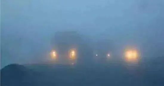 霧霾天行車(chē)注意事項(xiàng)_出行提示_大霧天氣出行安全